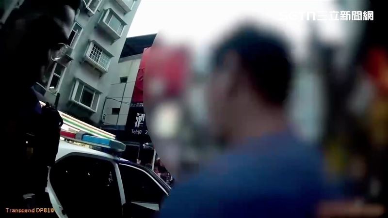 歌手邱軍交保期間又在酒吧鬥毆被起訴。(圖/翻攝畫面)