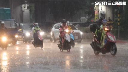 巴威暴風圈壟罩全台　10日傍晚風雨最明顯