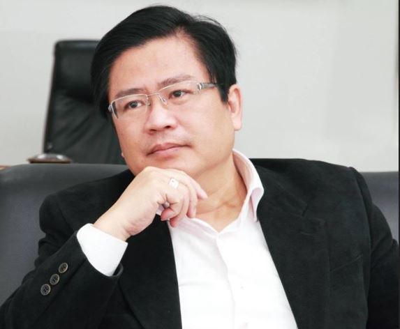 商業總會理事長許舒博指出,即便基本工資調漲至3萬元,對於普遍低迷的就業市場來說,依然如同杯水車薪。(圖/翻攝自許舒博臉書)