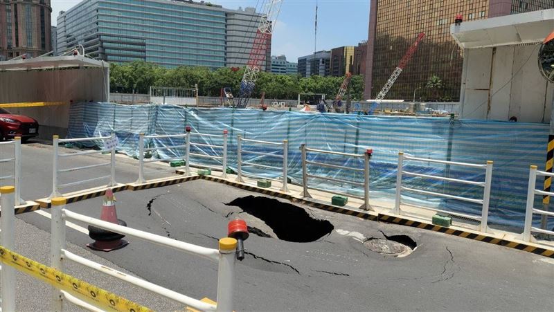 台塑大樓都更爆路塌、瓦斯味　中工這樣說