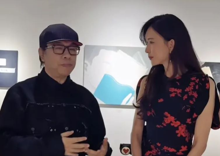林志玲現身蔡康永展覽。(圖/翻攝自IG)