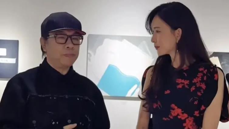 現身挺蔡康永畫展　林志玲聽到這句秒泛淚
