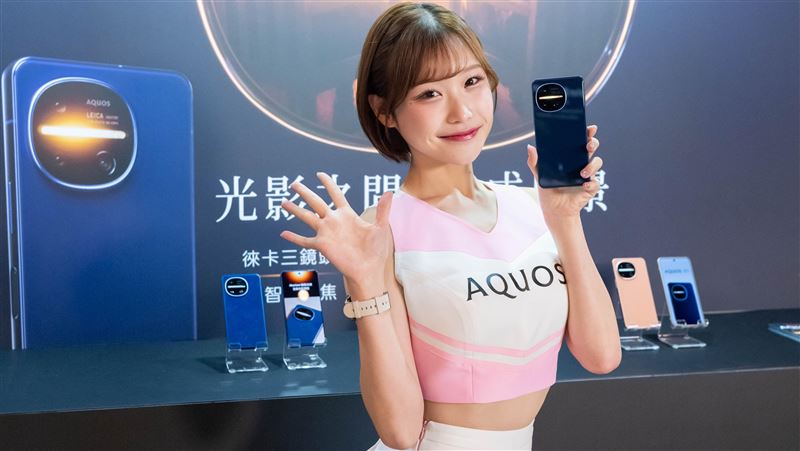 AQUOS R11問世 徠卡三鏡頭、AI攝影輔助
