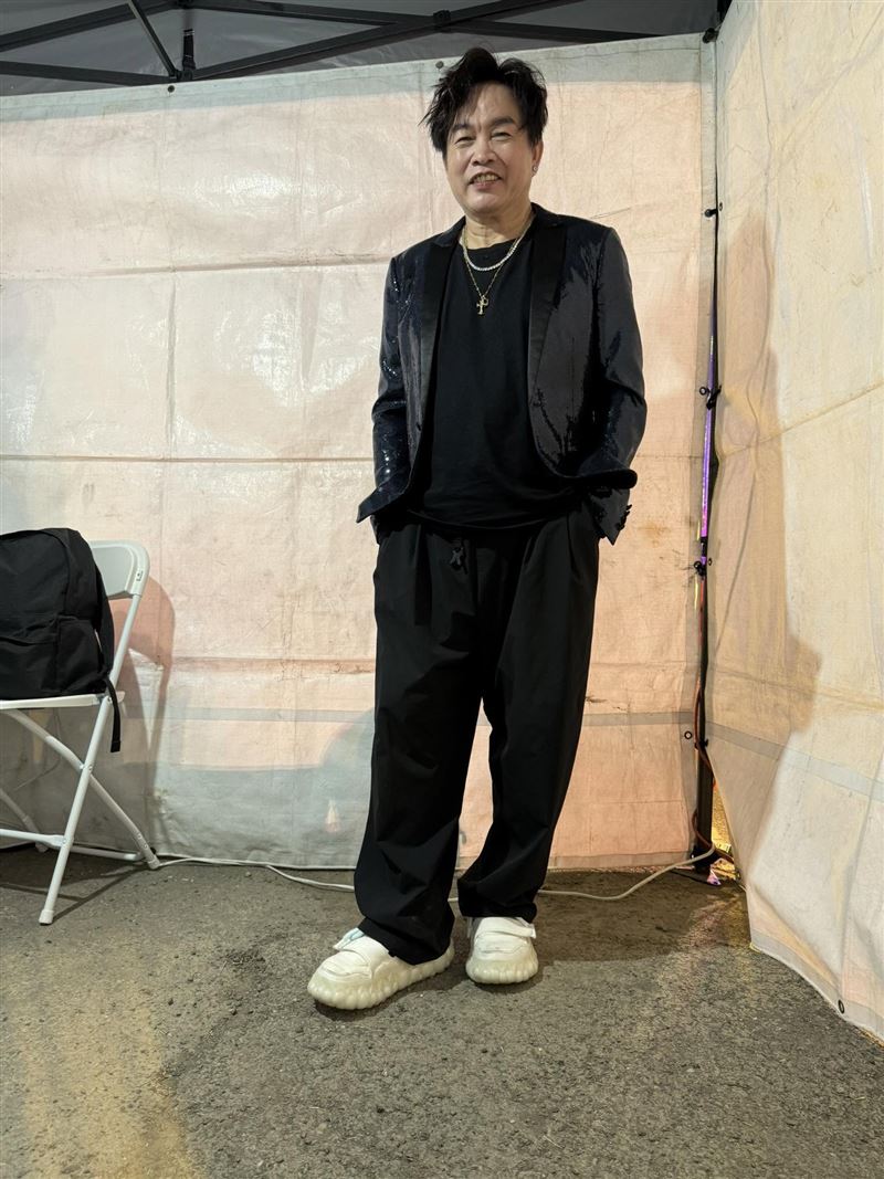 康康被騙500萬！唐從聖曝光詐團騙人演戲真相，專針對人性弱點，太可惡了！（圖／翻攝自《康康粉絲團》臉書）