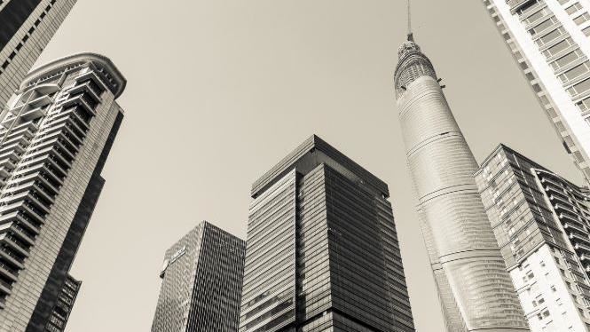 房產神話幻滅 中國730兆資金湧向AI與保險