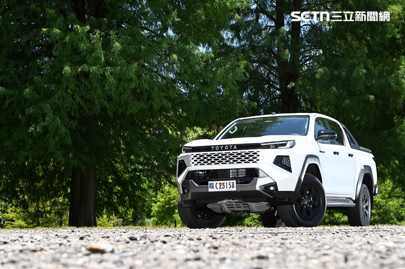 Toyota Hilux皮卡。(圖/記者鍾釗榛攝影)