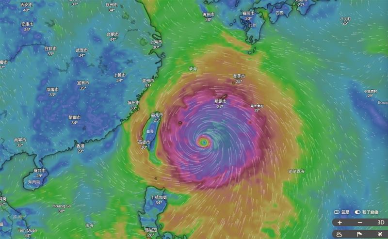 巴威風雨前最溫馨畫面曝光,婦產科護士沒在放颱風假,守護剛出生寶寶。圖為巴發威颱風20260710 / 16:21位置。(圖/愛麗生婦產科診所提供)