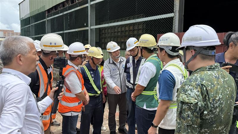 張善政被問「放颱風假原因」直球8字回應