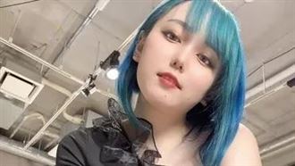 女優摯愛驟逝仍被逼上工　崩潰宣布不幹了