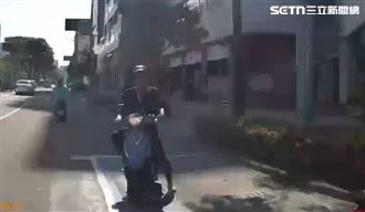 肇逃踢鐵板！保大2勇警「人肉輪子追車」