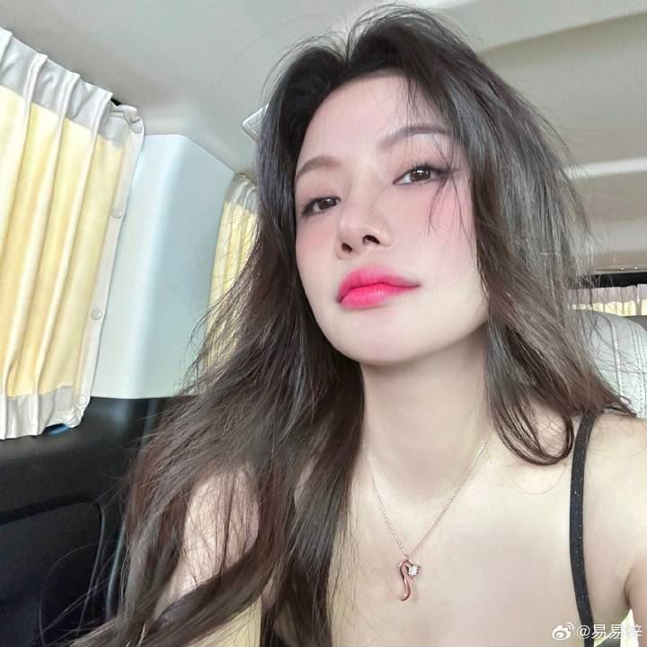 中國女星易易梓。(圖/翻攝自微博)