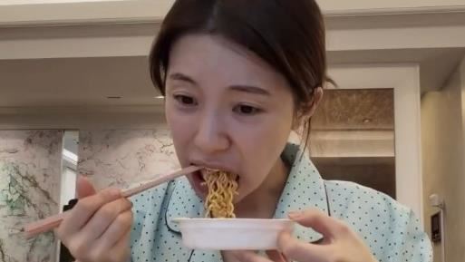 李多慧後悔颱風來沒囤糧 崩潰喊:怎麼辦