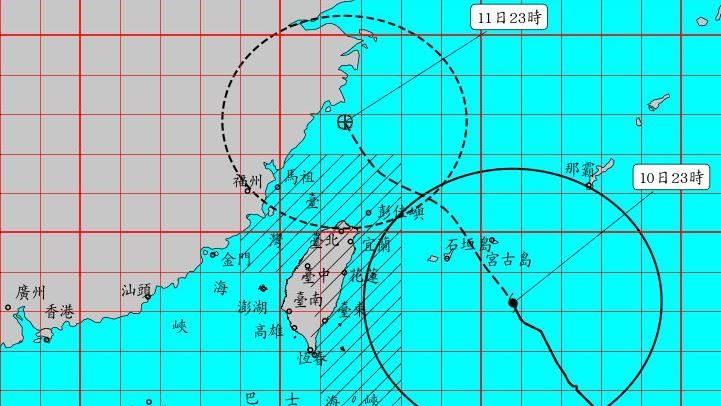 觸陸倒數!巴威暴風圈深夜進入東部近海