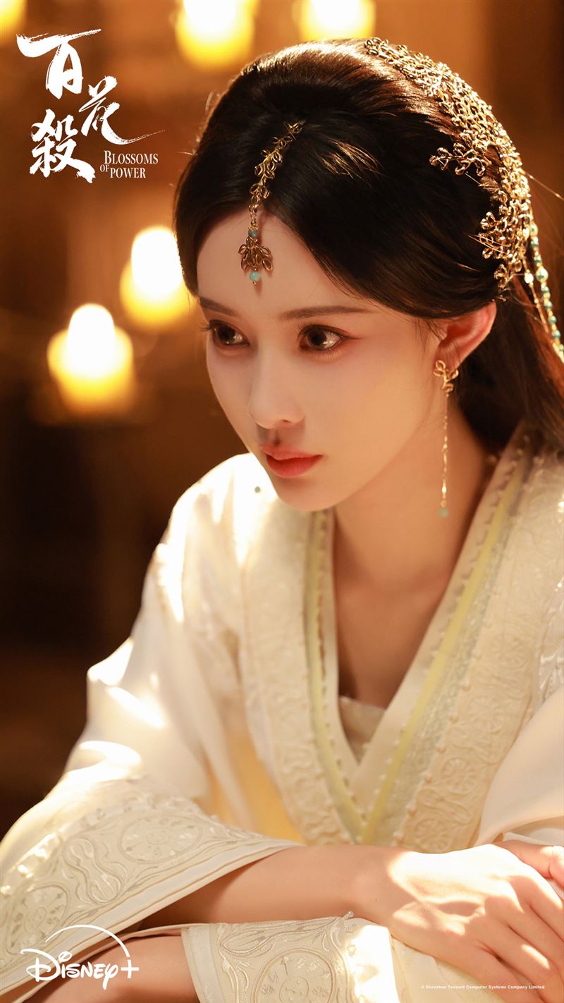 孟子義飾演從西北歸來的冷情昭寧郡主沈汐和。(圖/ Disney+ 提供)