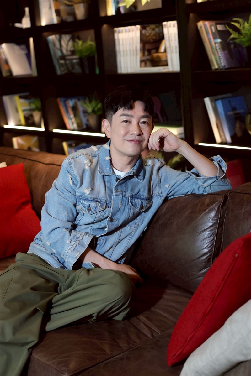 李明川難忘過年全家身上只剩468元的窘境。(圖/記者鄭孟晃攝影)