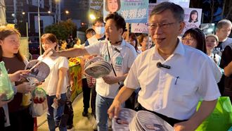 轟柯文哲政壇情勒王　前幕僚：他只剩三招
