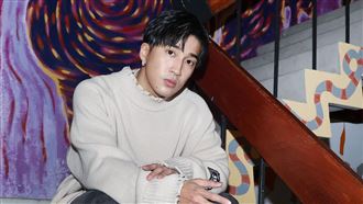 婁峻碩寵妻魔人　謝欣穎月老放生狗狗纏