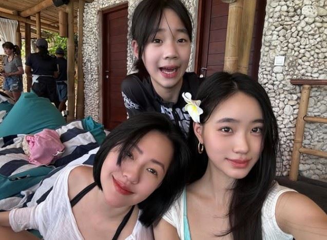 小S坦言自己真的很累,沒想到許老三竟一本正經回應:「難道妳是希望我沒東西吃嗎?知不知道妳這樣是想要餓死我?我可以告妳。」(圖/翻攝自小S IG)