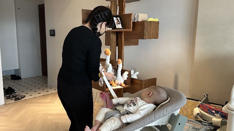 優娜娜選擇赴加拿大生下寶寶台灣媽媽優娜娜歷經一番波折後赴加拿大生下寶寶。中央社記者張欣瑜台北攝　115年7月12日