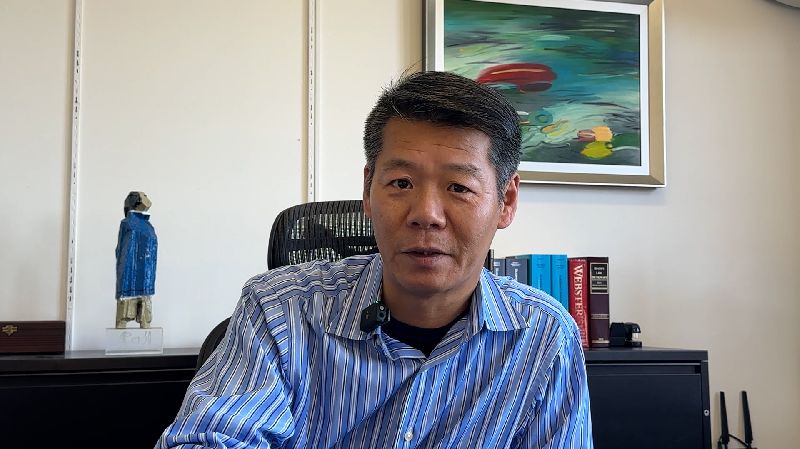移民律師李君豪在舊金山執業的移民律師李君豪針對赴美生子分析指出，美國行政單位有一定的裁量權，裁量權有時比較寬，有時比較窄，某種程度取決於主政者政策方向。中央社記者張欣瑜舊金山攝　115年7月12日