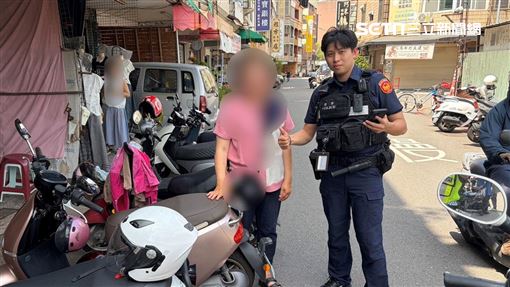 婦菜市場「愛車消失」急壞了　暖警神救援