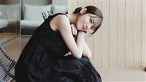 30歲女星拋當媽喜訊　挺孕肚上工預產期曝