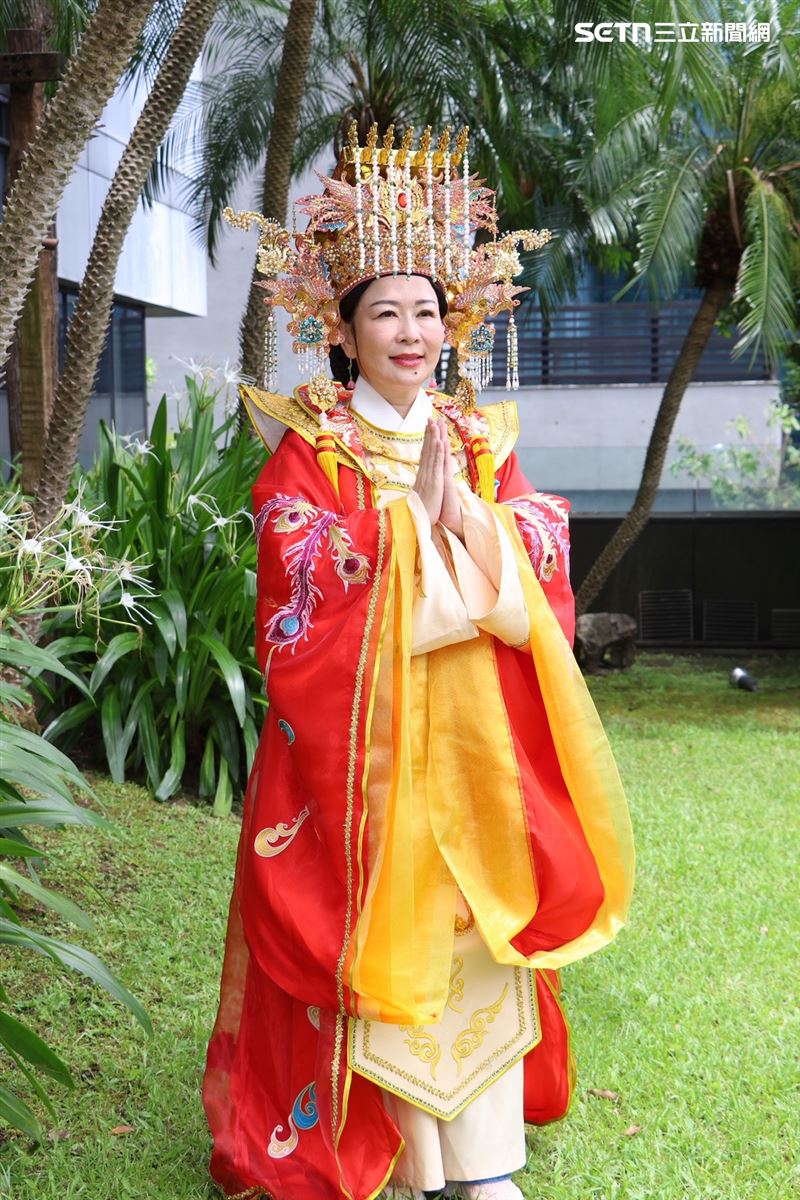 張秀卿獲得媽祖欽點,在《戲說台灣》中飾演白沙屯媽祖娘娘。(圖/記者鄭孟晃攝影)