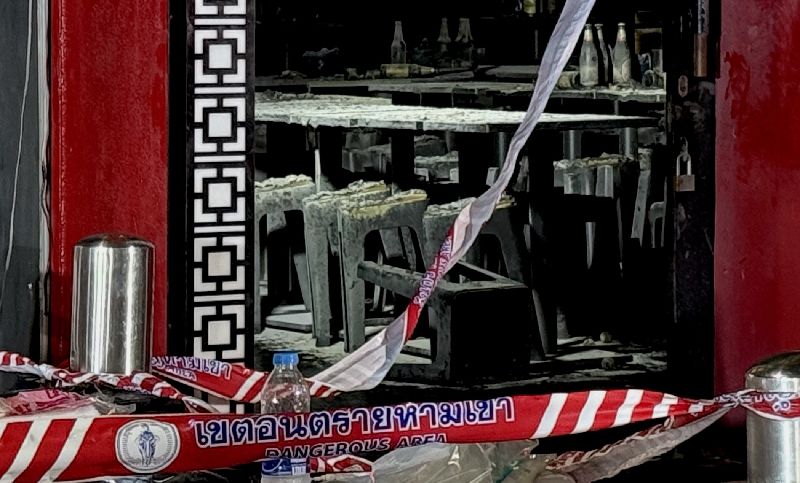 曼谷啤酒餐廳大火事故現場。(圖/中央社)