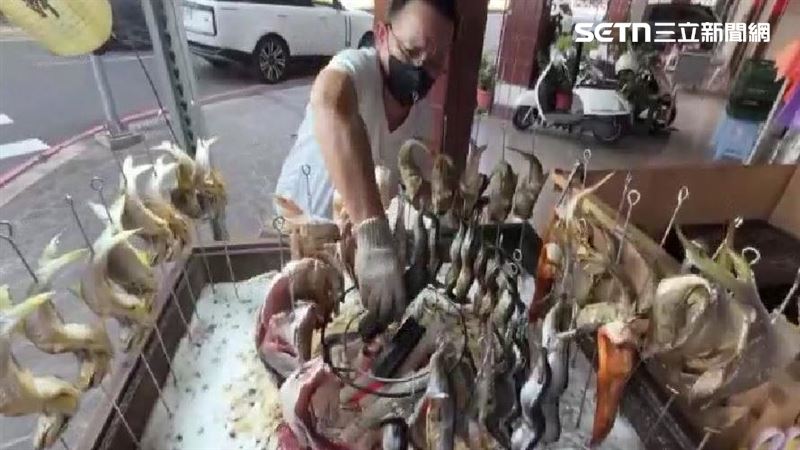 獨/美食搬上車!日式爐端燒街頭開賣