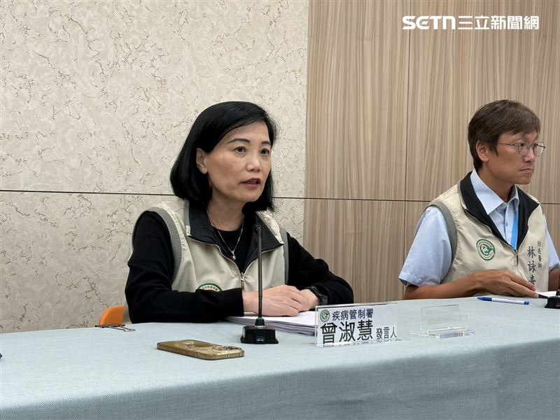 曾淑慧說明茲卡病毒境外移入個案。(圖/記者簡浩正攝影)
