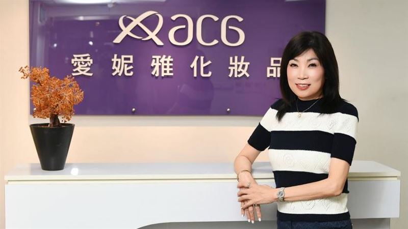 從19歲美容師到連鎖集團副總裁