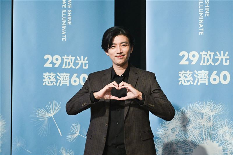 曾少宗在《他的靈魂與他的書店》飾演角色「李啟誠」。(圖/大愛提供)