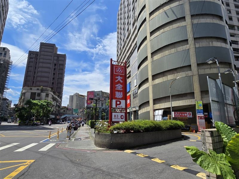大全聯中和店將於9月30日結束營業。(圖/大全聯中和店臉書)