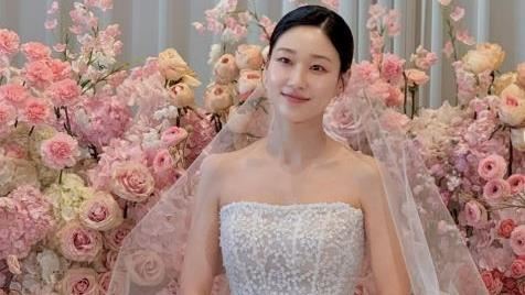 突喊我要結婚了　33歲女星曬戒指婚紗照