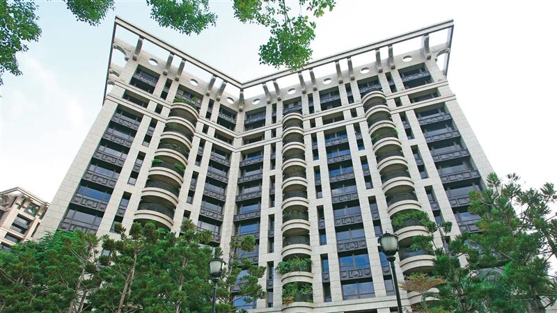 大S豪宅來不及過戶　S媽悲嘆：恐露宿街頭
