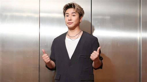 獨／暴肥90公斤　46歲歐弟惡疾纏身慘況曝