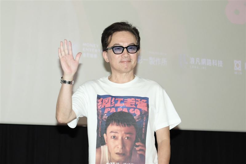 孫鵬於昨(14)日公開受訪,首度吐露一路走來的心境,談到家人時更一度情緒潰堤,忍不住當場落淚。(圖/記者田俊彥攝影)