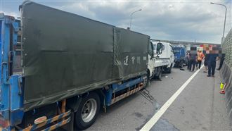 新／台654車追撞　2駕駛送醫回堵約3公里