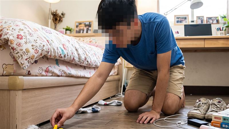 女友房間出現「神秘小藥丸」男友一查崩潰