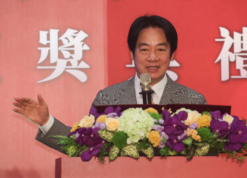 首屆東方領袖人物頒獎典禮，賴清德向與會來賓致詞。（圖／中央社）