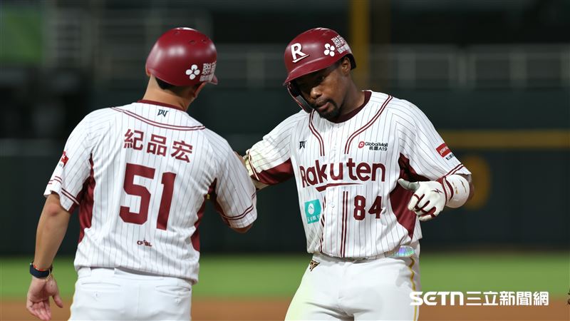 樂天桃猿外野手道威聖。(圖/記者劉彥池攝影)