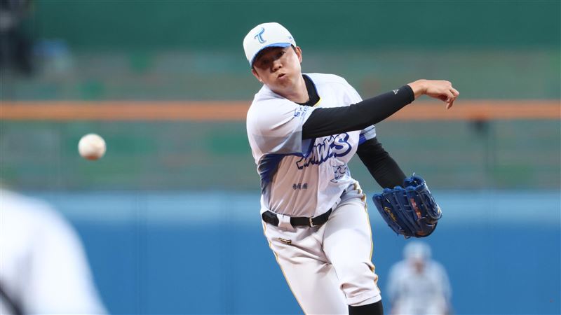 黃子鵬連33.2局無失分　中職本土最長紀錄