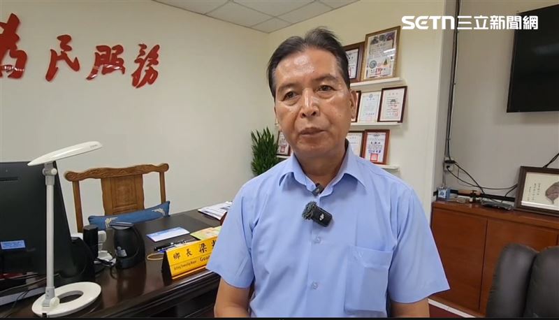 標語撞毛澤東字體?鄉長急澄清
