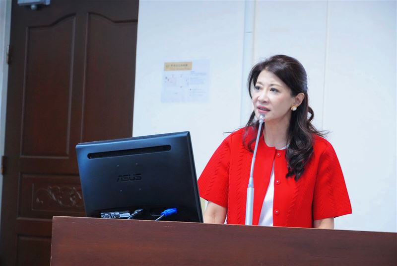 民進黨立委林楚茵痛批，政府好心規勸詐騙集團就在你身邊，國民黨卻煽風點火、幫假掮客護航，「國民黨就是詐騙集團共犯」（圖／林楚茵辦公室提供）