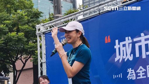 推運動平權　公益女神賈永婕降臨四四南村