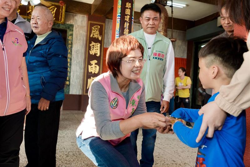 地方深耕20年，陳素月相信長年在基層經營的成績是她最大優勢（圖／翻攝自陳素月臉書）