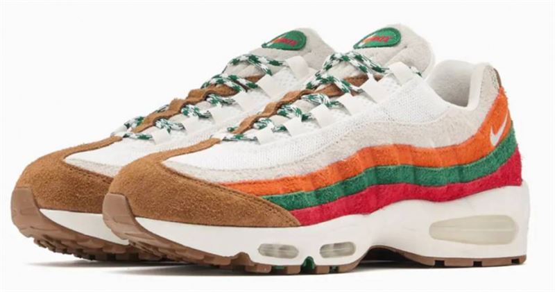 Nike新鞋因橘、綠、紅三色設計惹議,許多人誤以為是7-Eleven聯名鞋。(圖/翻攝自Foot District網站)