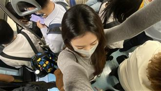 北捷驚見口罩正妹　竟是野生偶像劇女神