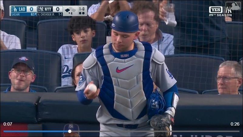 佐佐木朗希因為拉辛（Dalton Rushing）捕逸掉非自責分。（圖／翻攝自MLB官網）