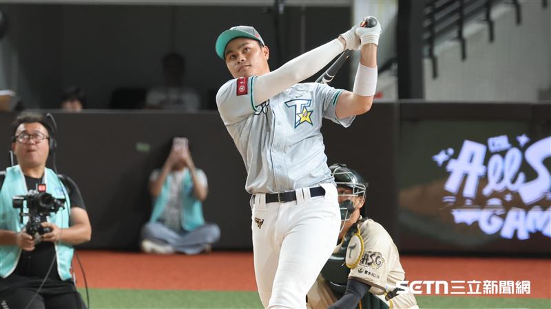 中信兄弟外野手宋晟睿參加「全壘打大賽」。(圖/記者劉彥池攝影)